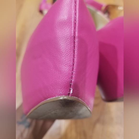 Raspberry Platform Pumps  size 10 - Picture 6 of 10